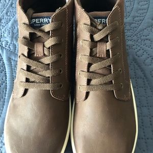 Boys Sperry high top